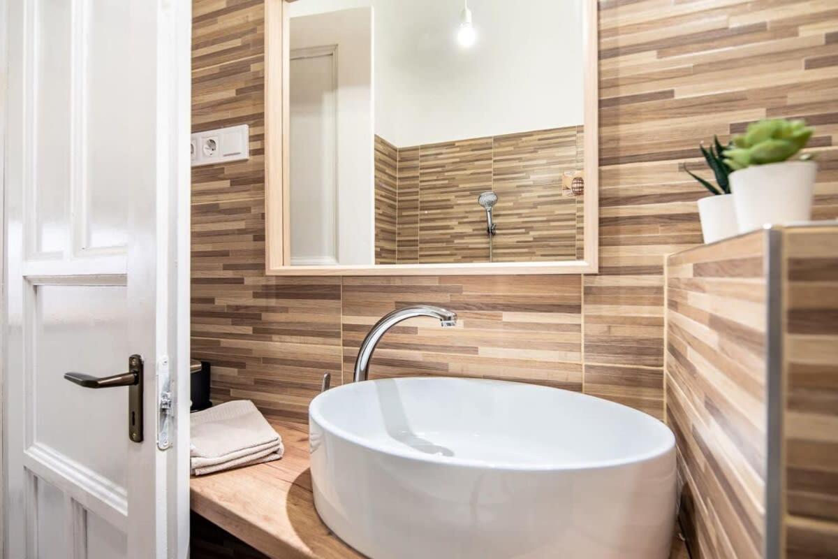 Convenient Apartment At Gastro Driven Location Budapeszt Zewnętrze zdjęcie